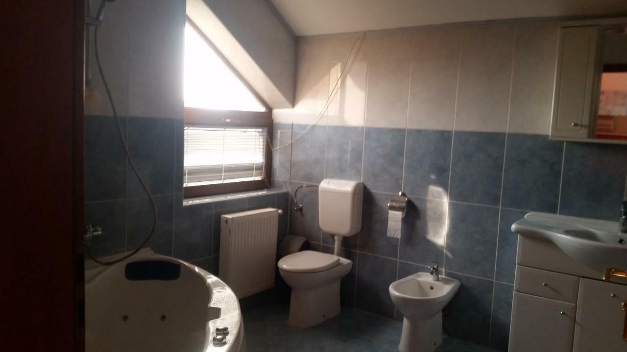 Cristalex Villaverde Bucharest Pantelimon Exterior photo