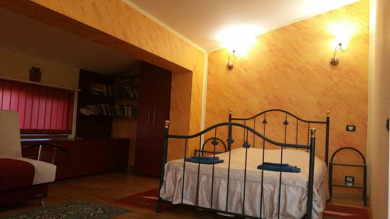 Cristalex Villaverde Bucharest Pantelimon Exterior photo